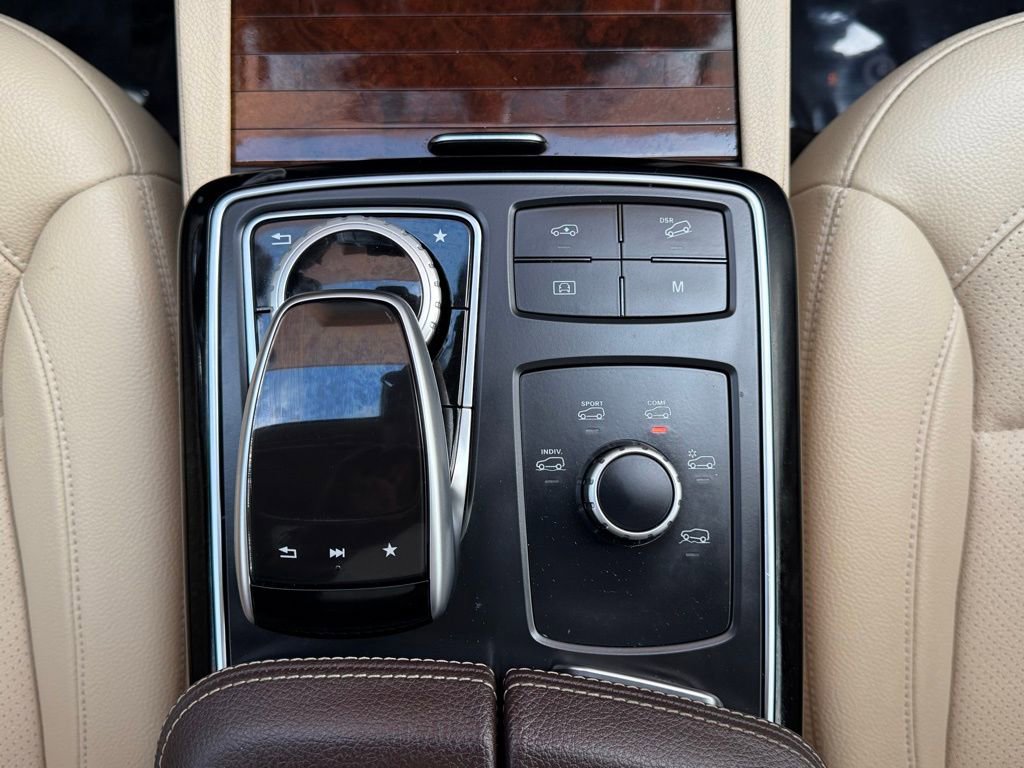 Used 2019 Mercedes-Benz GLS 450 4MATIC image 29