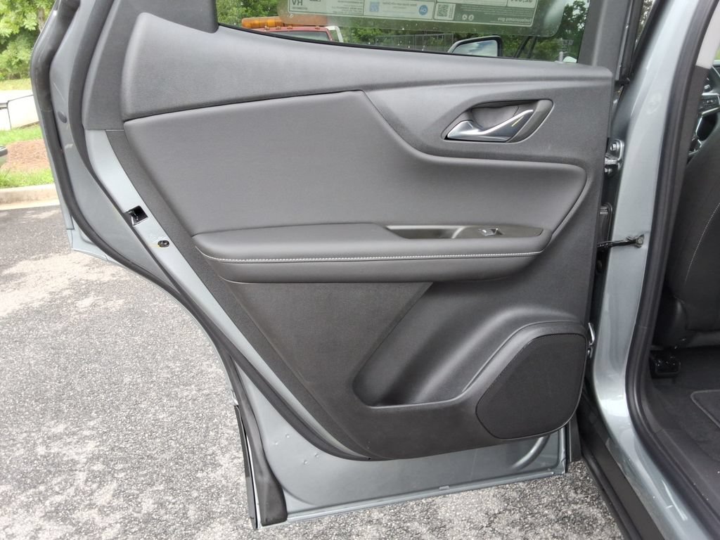 New 2026 Chevrolet Blazer LT w/ Convenience Package FWD image 16