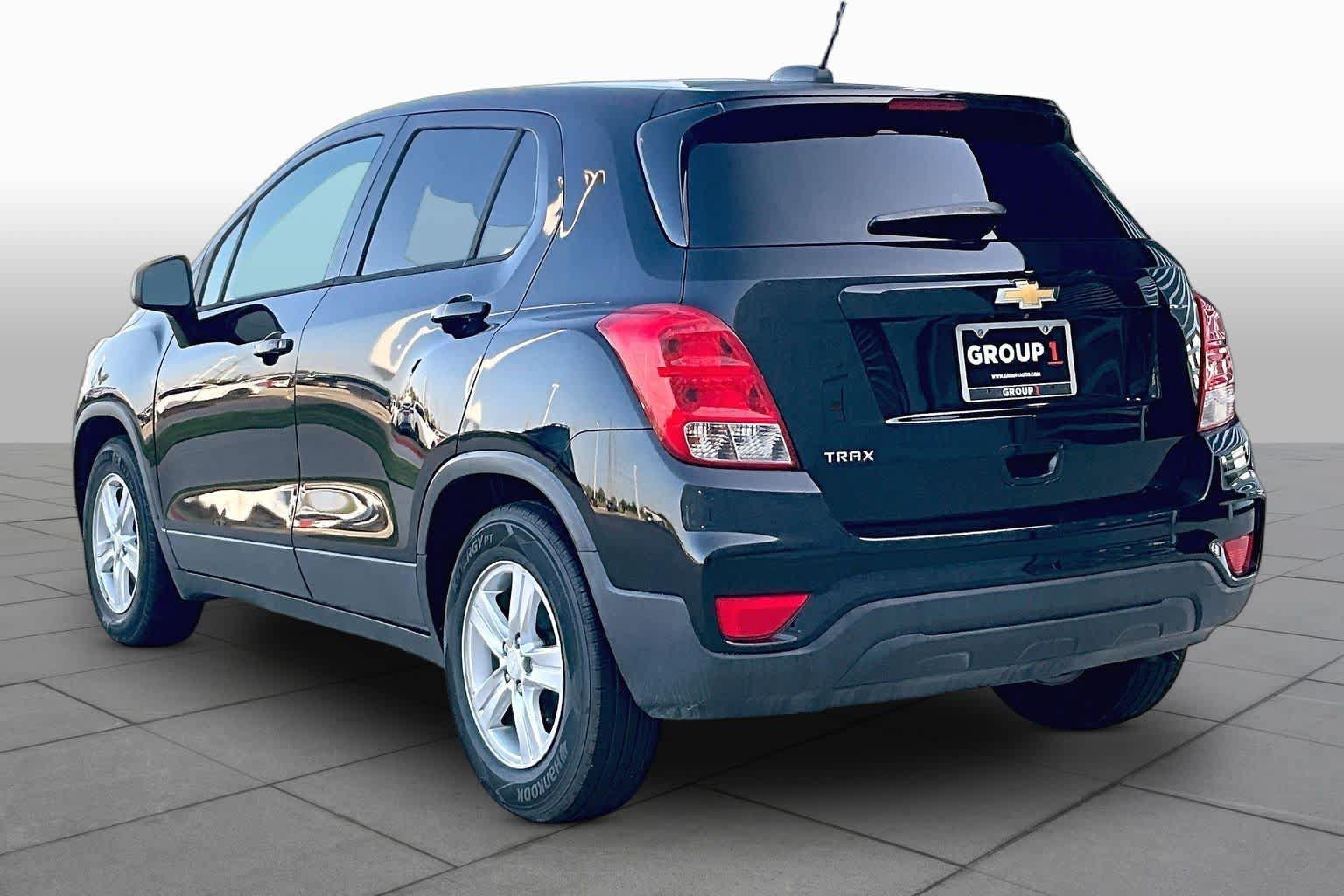 Used 2019 Chevrolet Trax LS w/ Tint and Cruise Package FWD image 12