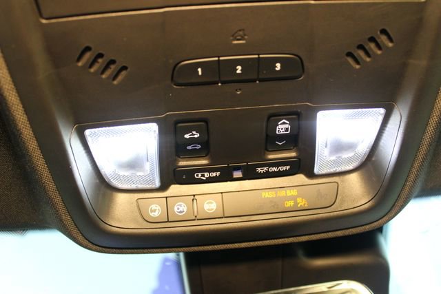 Used 2023 Cadillac XT4 Premium Luxury w/ Cold Weather Package AWD/4WD image 30