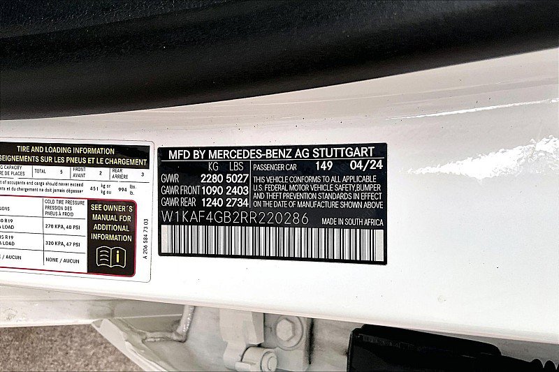 Used 2024 Mercedes-Benz C 300 Sedan image 27