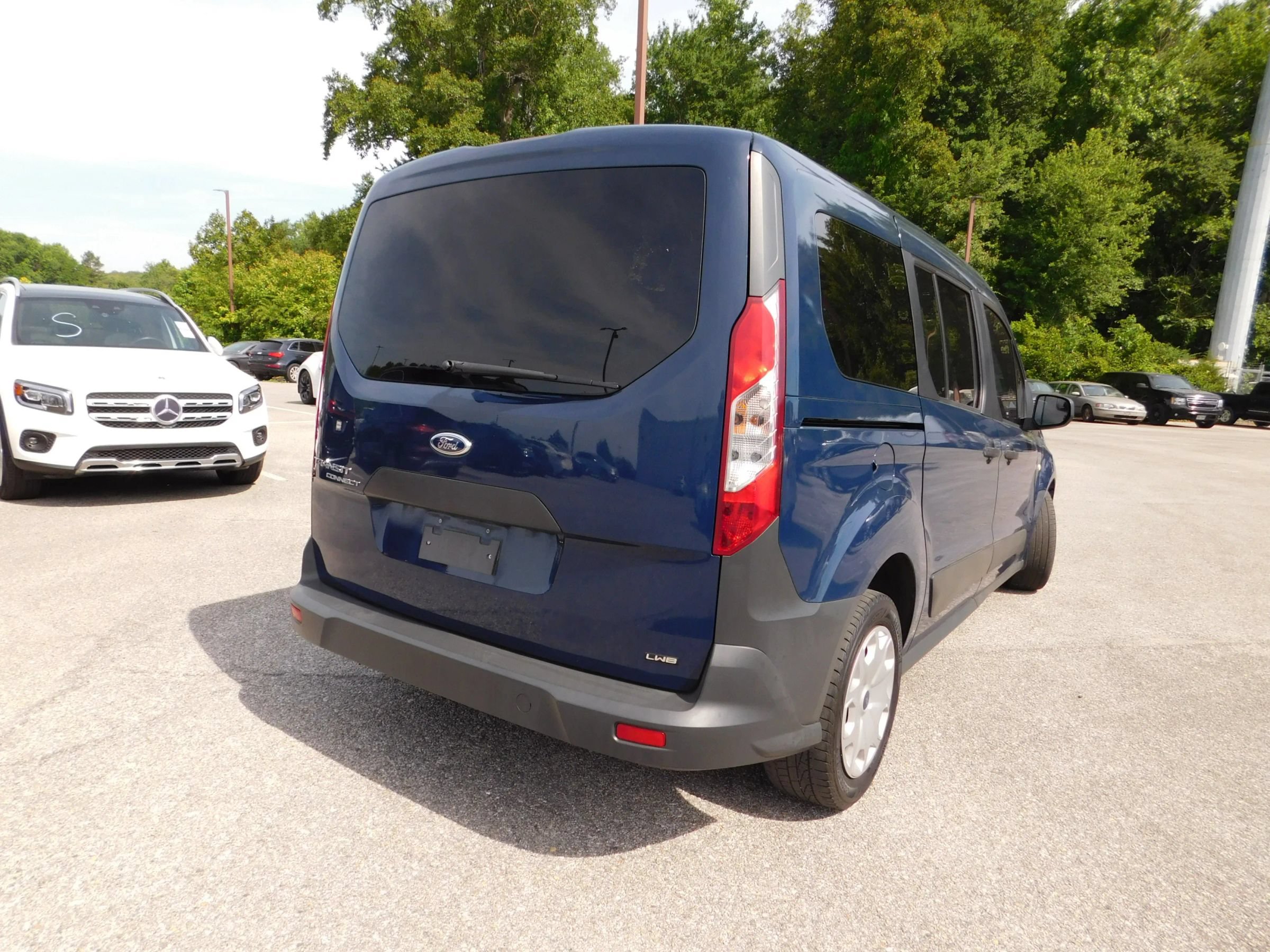 Used 2016 Ford Transit Connect XL FWD image 5