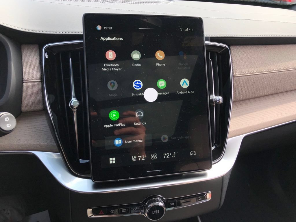 New 2026 Volvo XC90 B6 Plus w/ Protection Package Premier AWD/4WD image 18