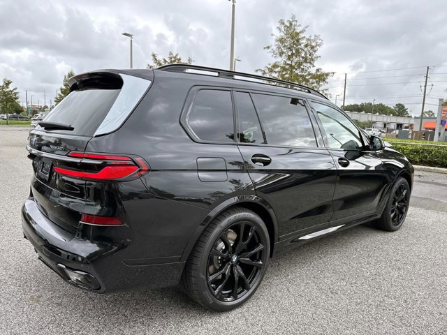New 2026 BMW X7 xDrive40i w/ M Sport Package image 3