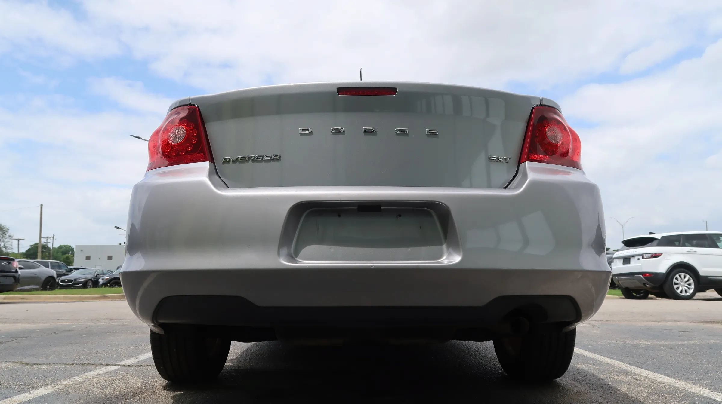 Used 2014 Dodge Avenger SXT FWD image 10