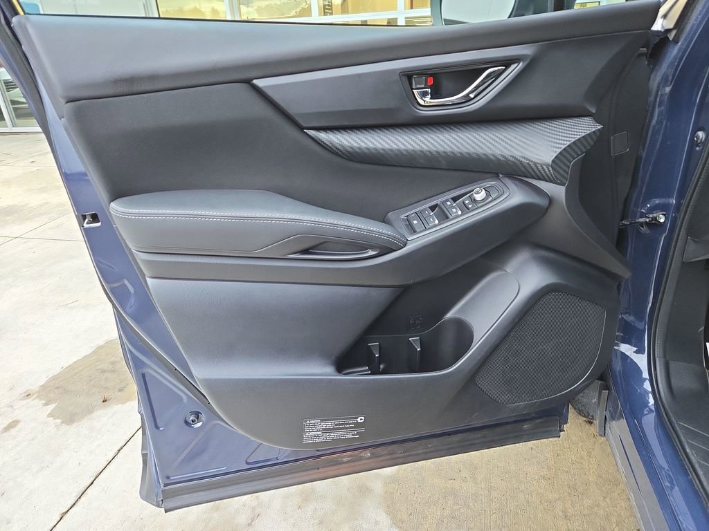 Used 2025 Subaru Ascent Premium image 12
