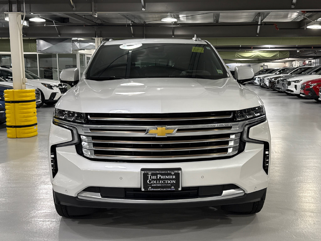 Used 2024 Chevrolet Suburban High Country w/ Advanced Technology Package AWD/4WD image 5