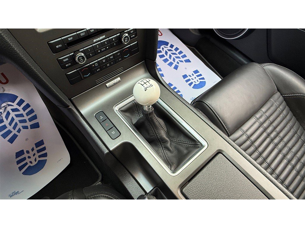 Used 2013 Ford Mustang Shelby GT500 RWD image 58