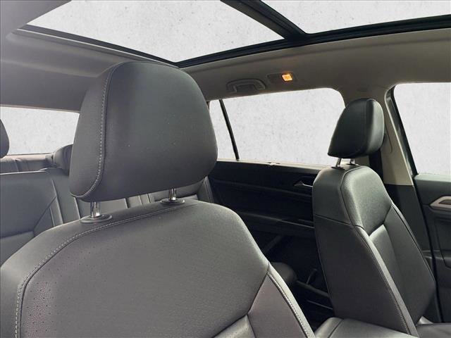 Used 2020 Volkswagen Atlas SE w/ Panoramic Sunroof Package image 23