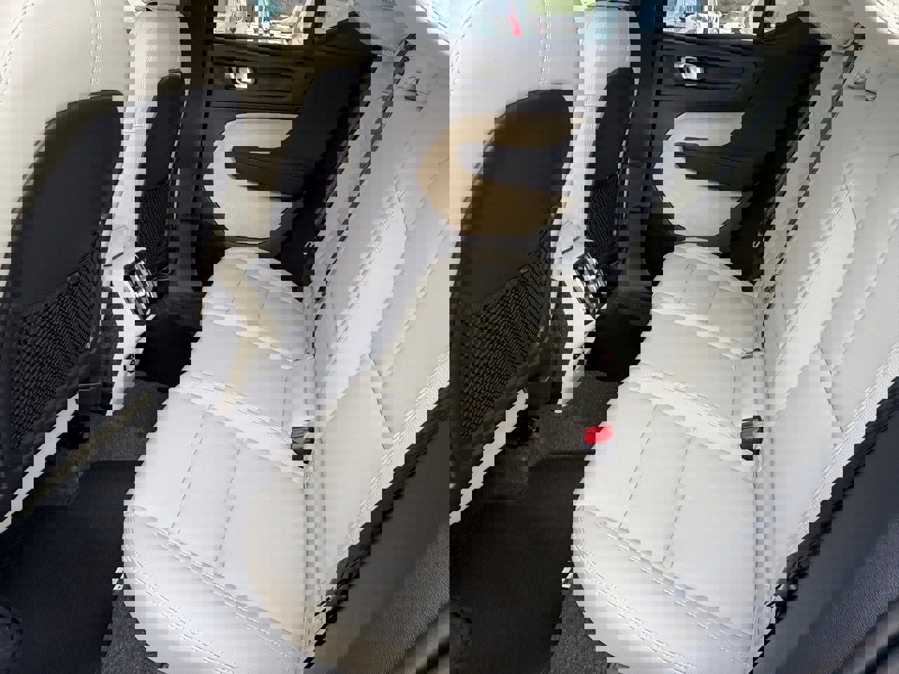 New 2026 Volvo XC40 B5 Ultra w/ Protection Package Premier image 20