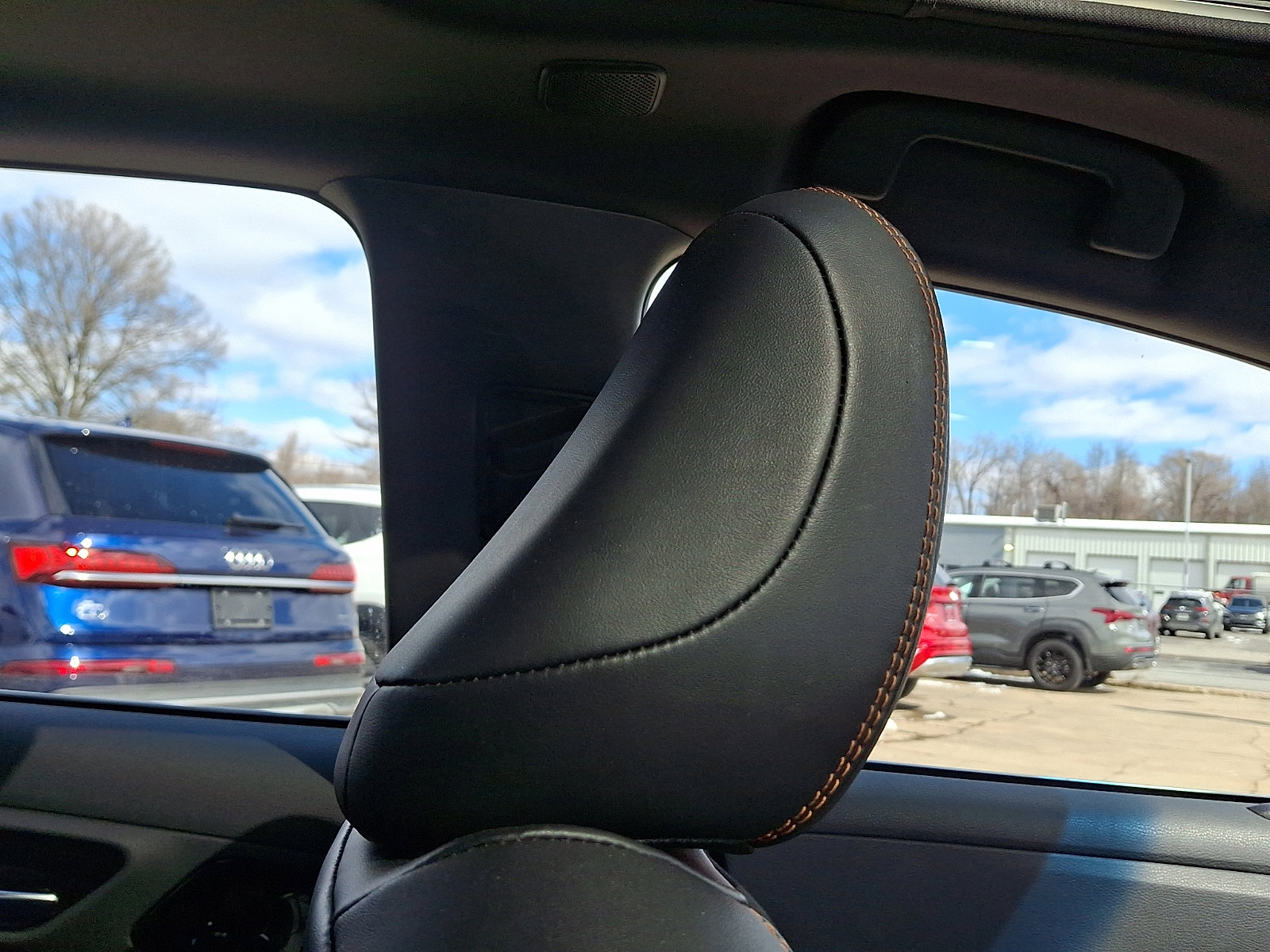 Used 2020 Toyota Avalon XSE w/ All Weather Liner Package image 13