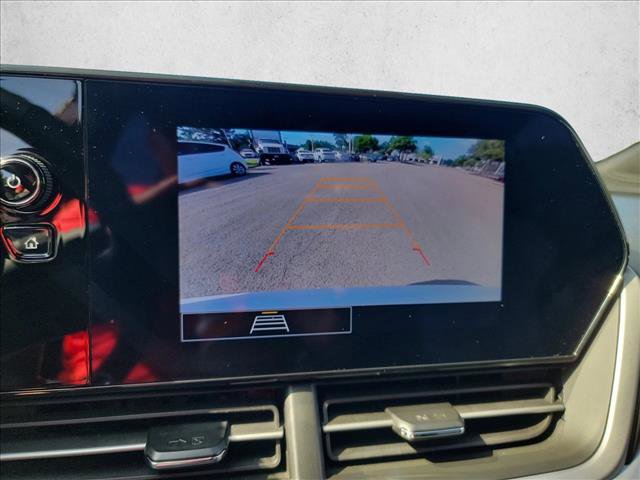 Used 2025 Chevrolet Trax RS w/ Driver Confidence Package FWD image 22