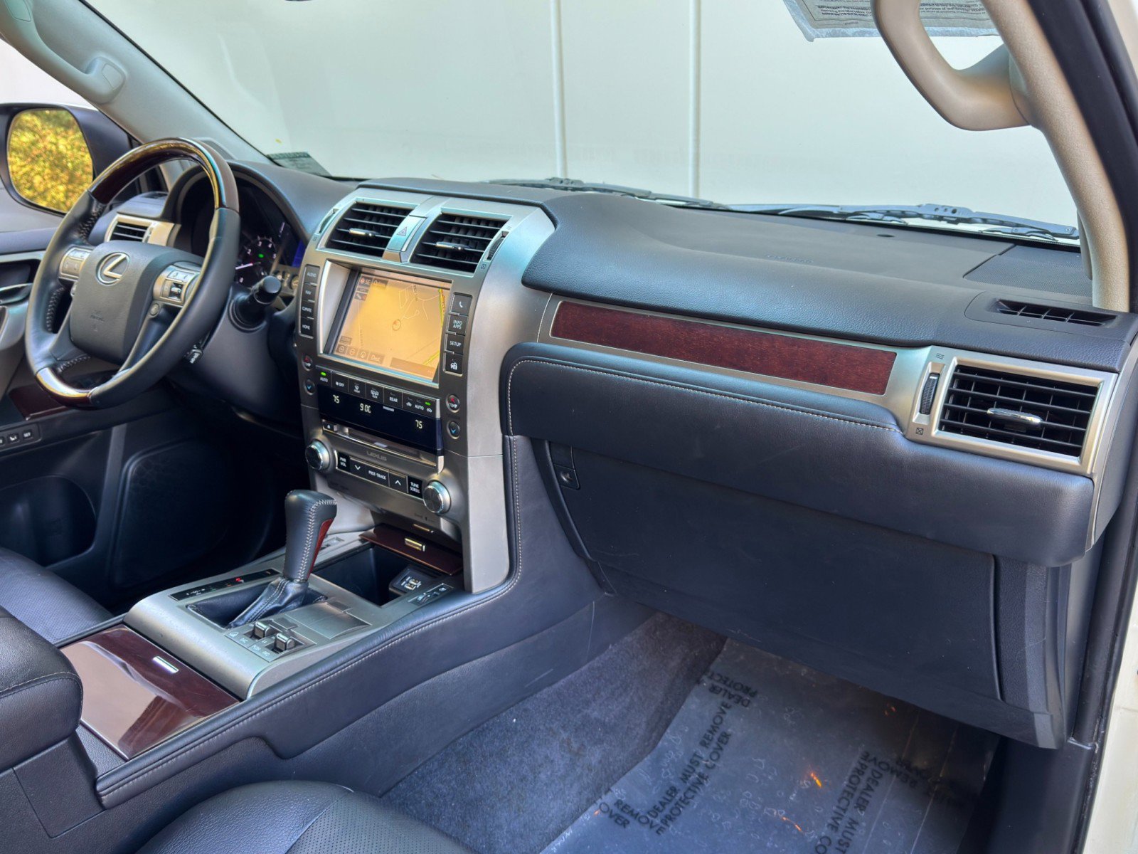 Used 2014 Lexus GX 460 image 14