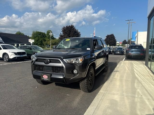 Used 2023 Toyota 4Runner TRD Off-Road AWD/4WD image 7