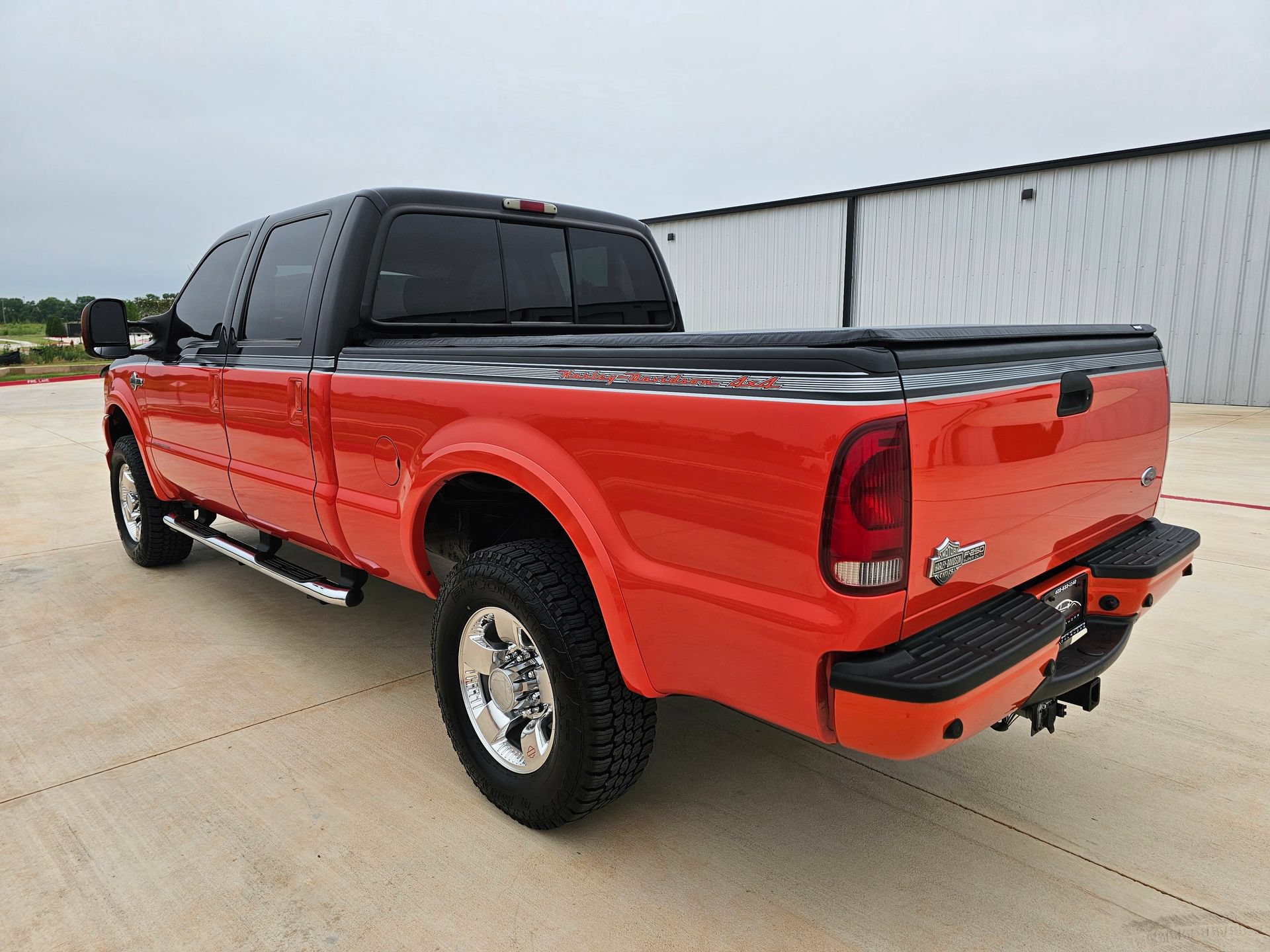 Used 2004 Ford F250 Harley-Davidson AWD/4WD image 22