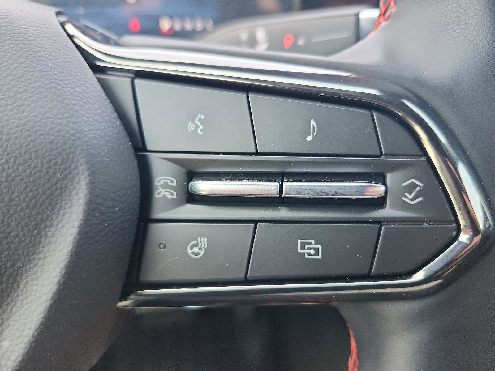 Certified 2025 Chevrolet Equinox RS w/ Safety and Technology Package image 25