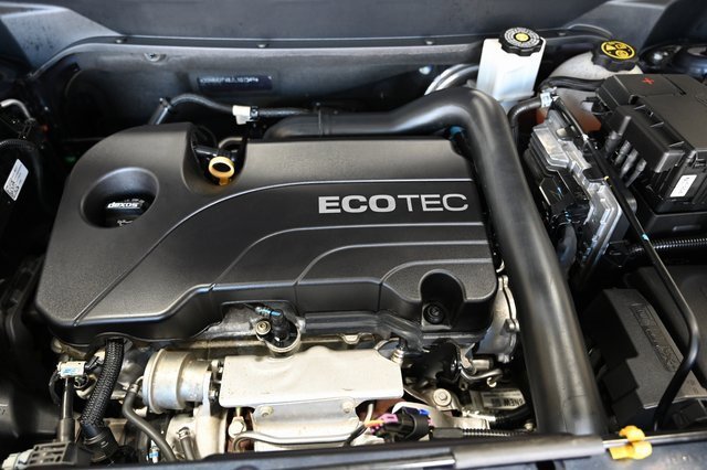 Used 2018 Chevrolet Equinox LT image 29