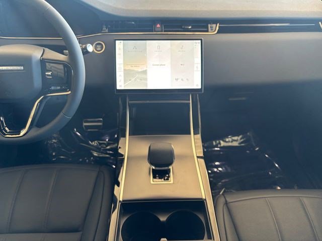 New 2026 Land Rover Range Rover Evoque Dynamic SE image 16