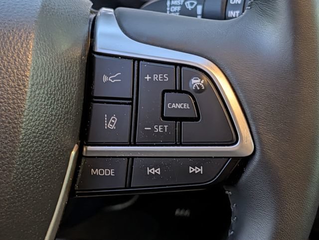 Used 2026 Toyota Highlander XLE AWD/4WD image 20
