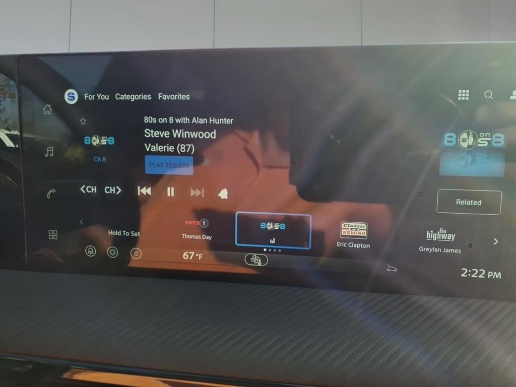 New 2026 Nissan Kicks SR image 17