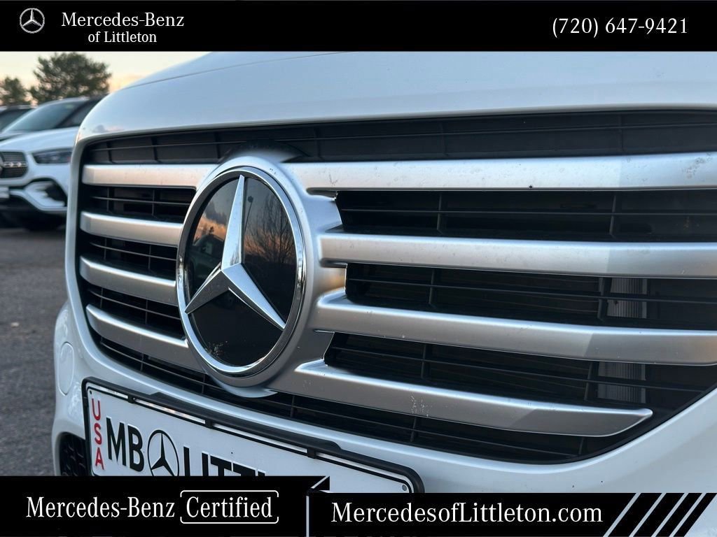 Certified 2025 Mercedes-Benz GLB 250 4MATIC image 9