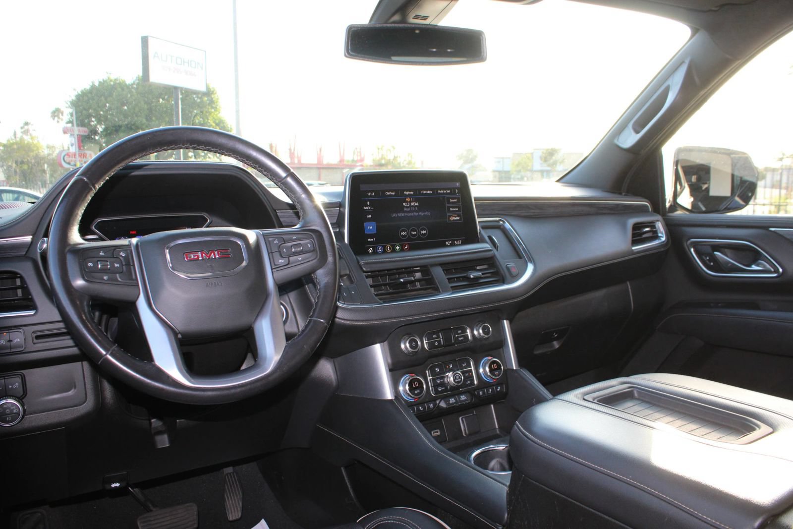 Used 2021 GMC Yukon XL SLT AWD/4WD image 27