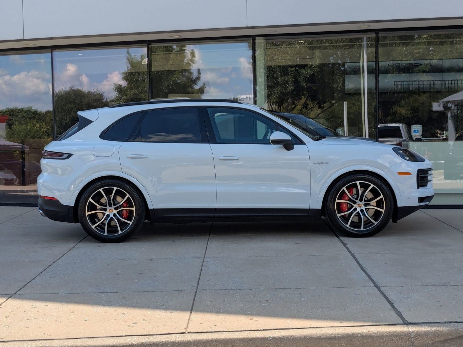 New 2026 Porsche Cayenne S image 8
