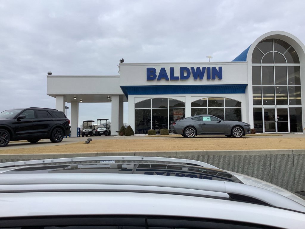 Used 2019 Ford Escape Titanium image 9