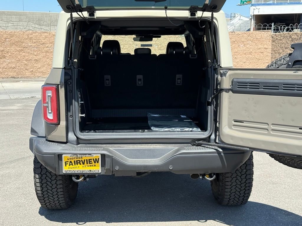 New 2026 Ford Bronco Badlands AWD/4WD image 16