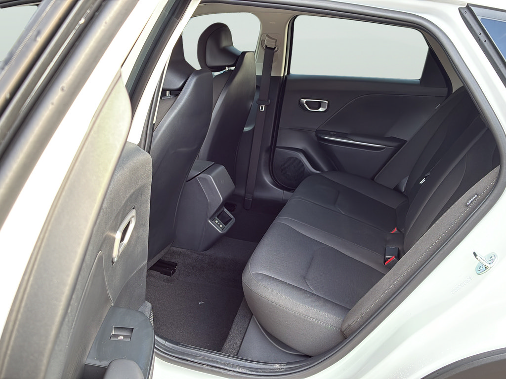 New 2026 Kia K4 FWD image 16