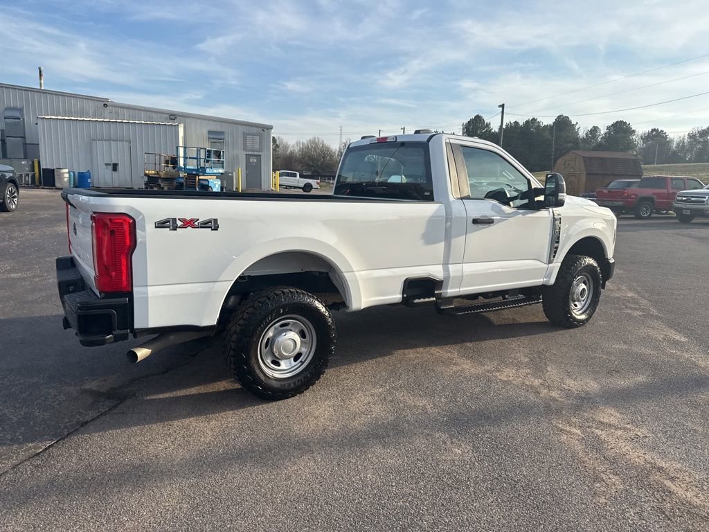 Used 2025 Ford F250 XL w/ XL Off-Road Package image 3