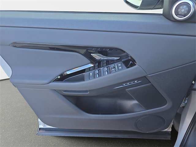 Used 2024 Land Rover Range Rover Evoque S image 29