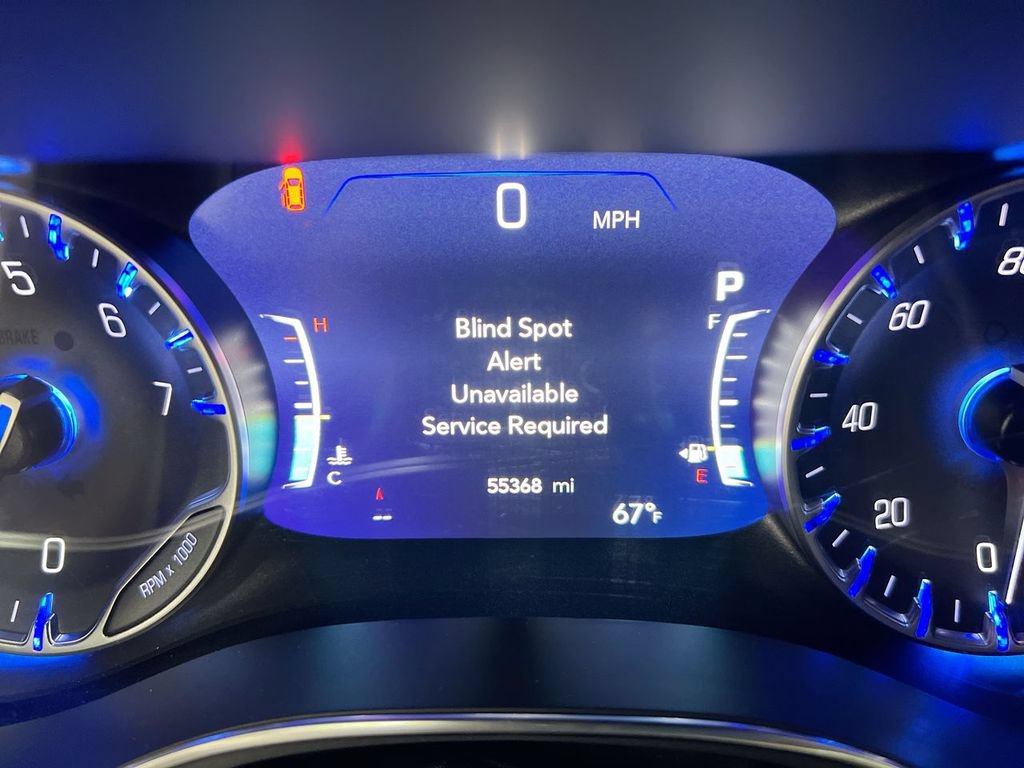 Used 2025 Chrysler Pacifica Limited FWD image 13
