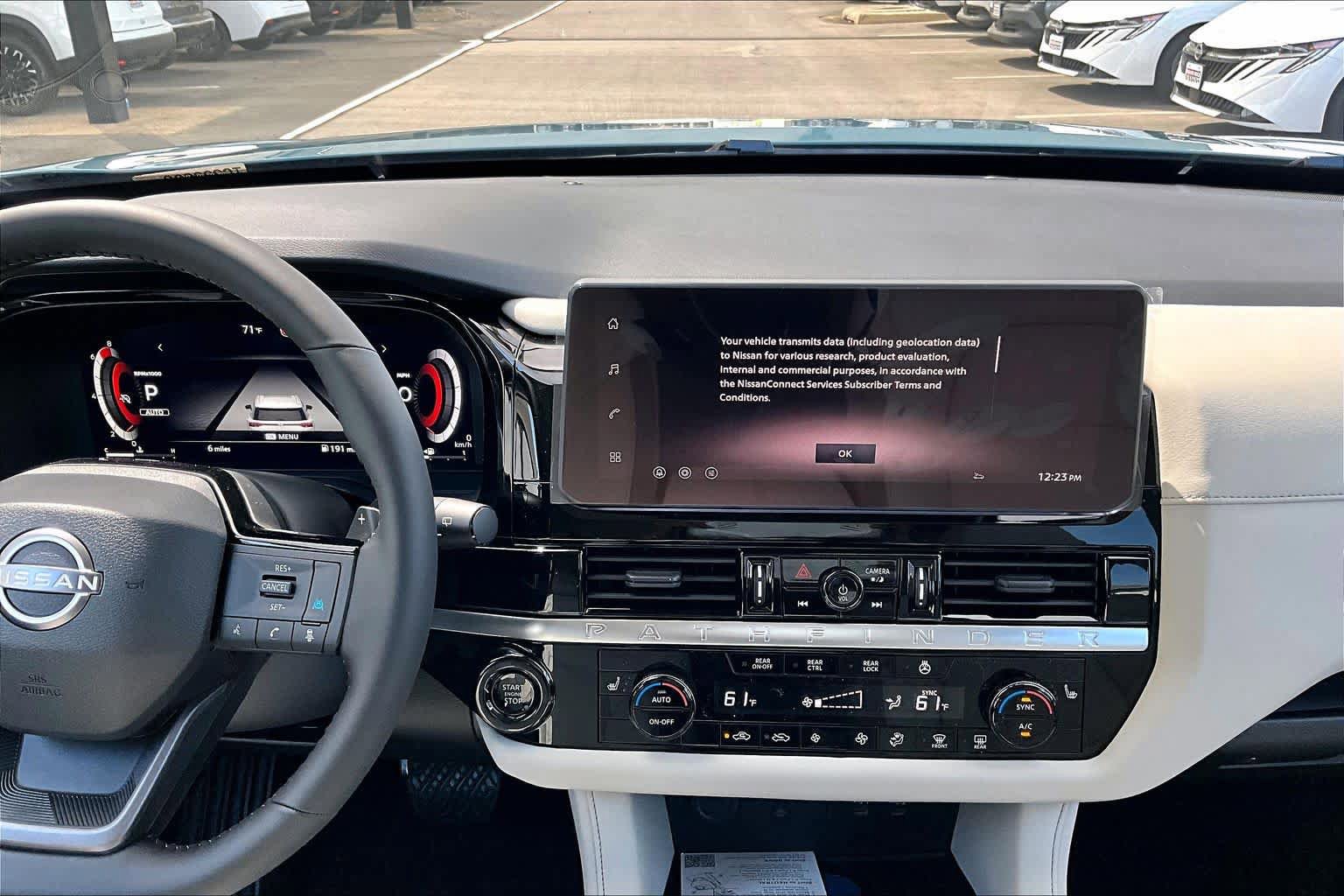 New 2026 Nissan Pathfinder SL image 6