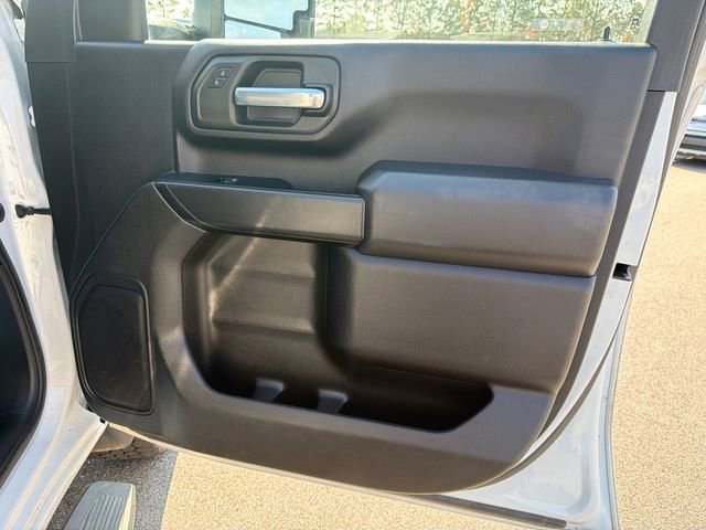 Used 2022 Chevrolet Silverado 2500 Custom w/ Custom Value Package image 14