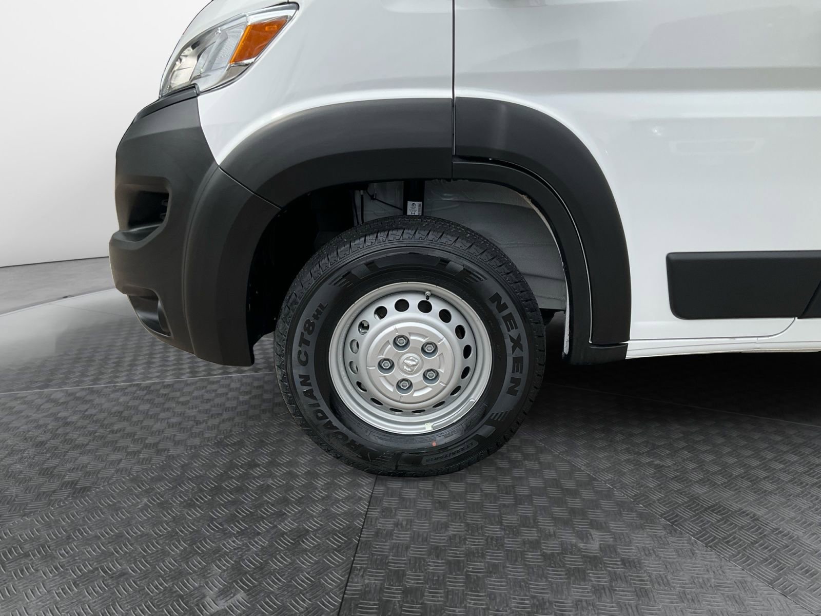 Used 2025 RAM ProMaster 1500 w/ Convenience Group image 14