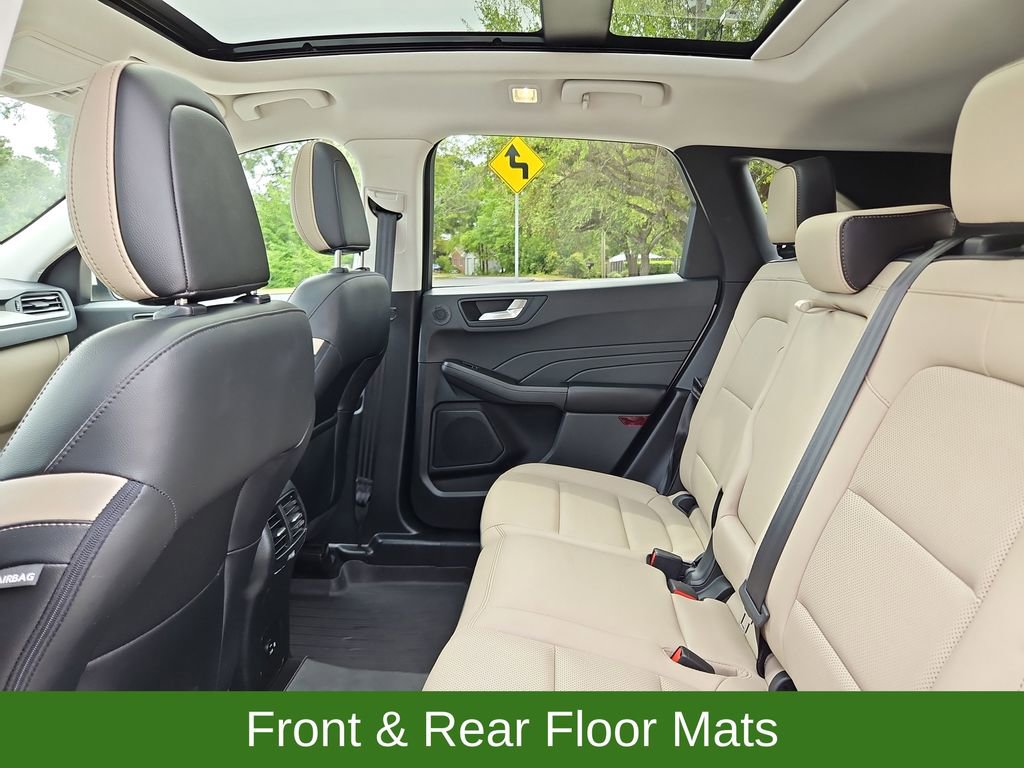 Used 2021 Ford Escape Titanium w/ Class II Trailer Tow Package image 30