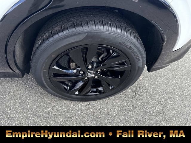 Used 2024 Buick Encore GX Sport Touring image 11