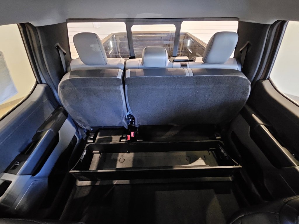 New 2025 Ford F150 Lariat w/ Equipment Group 502A High image 39