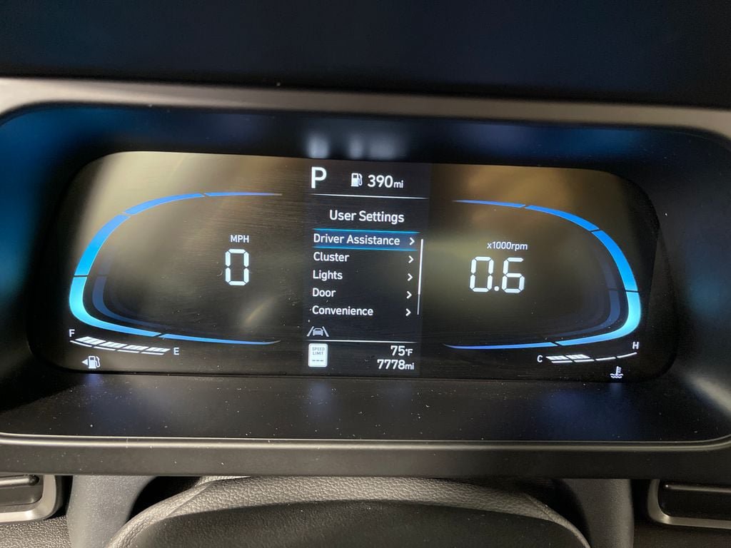 Certified 2025 Hyundai Elantra Sport FWD image 20