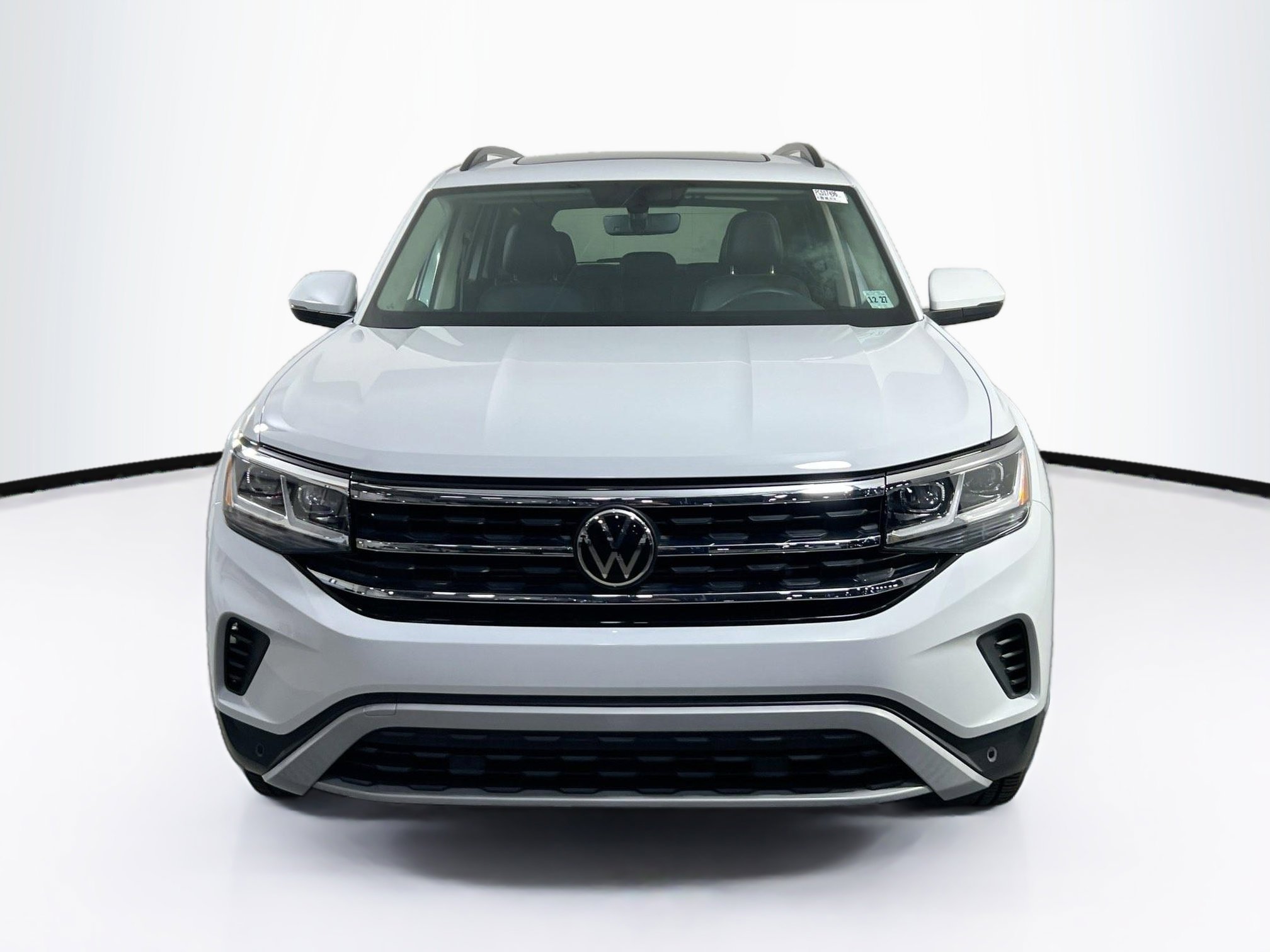 Used 2023 Volkswagen Atlas SE AWD/4WD image 2