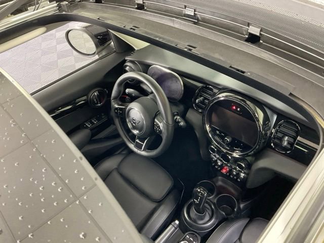 Used 2022 MINI Cooper S w/ Premium Package image 35