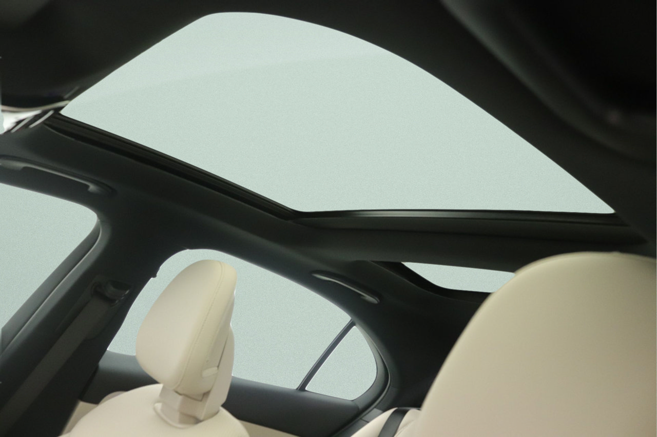 New 2026 Mercedes-Benz C 300 4MATIC Sedan image 10