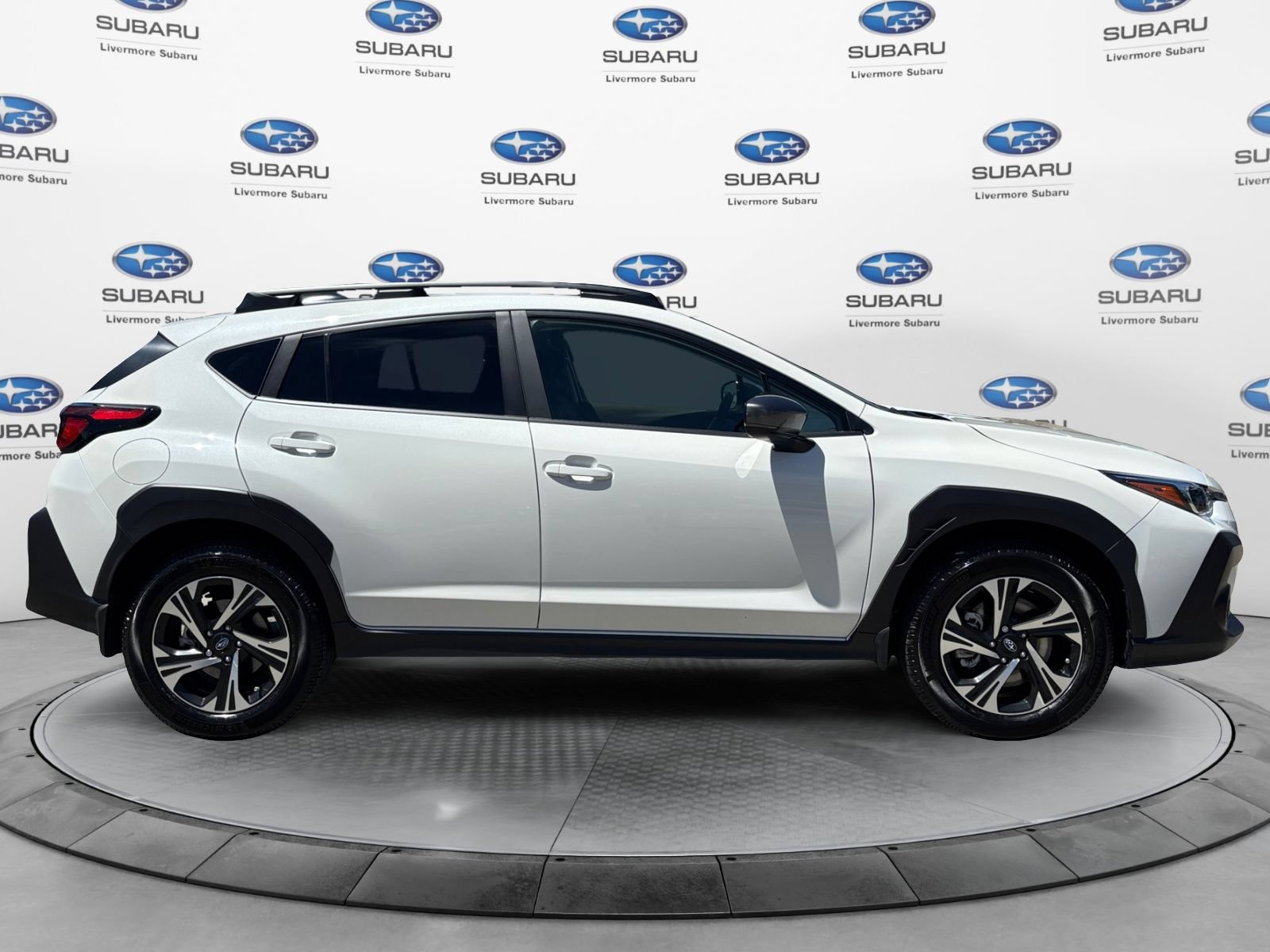 Used 2024 Subaru Crosstrek 2.0i Premium AWD/4WD image 6