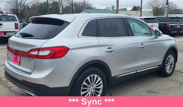 Used 2018 Lincoln MKX Select w/ Select Plus Package AWD/4WD image 14