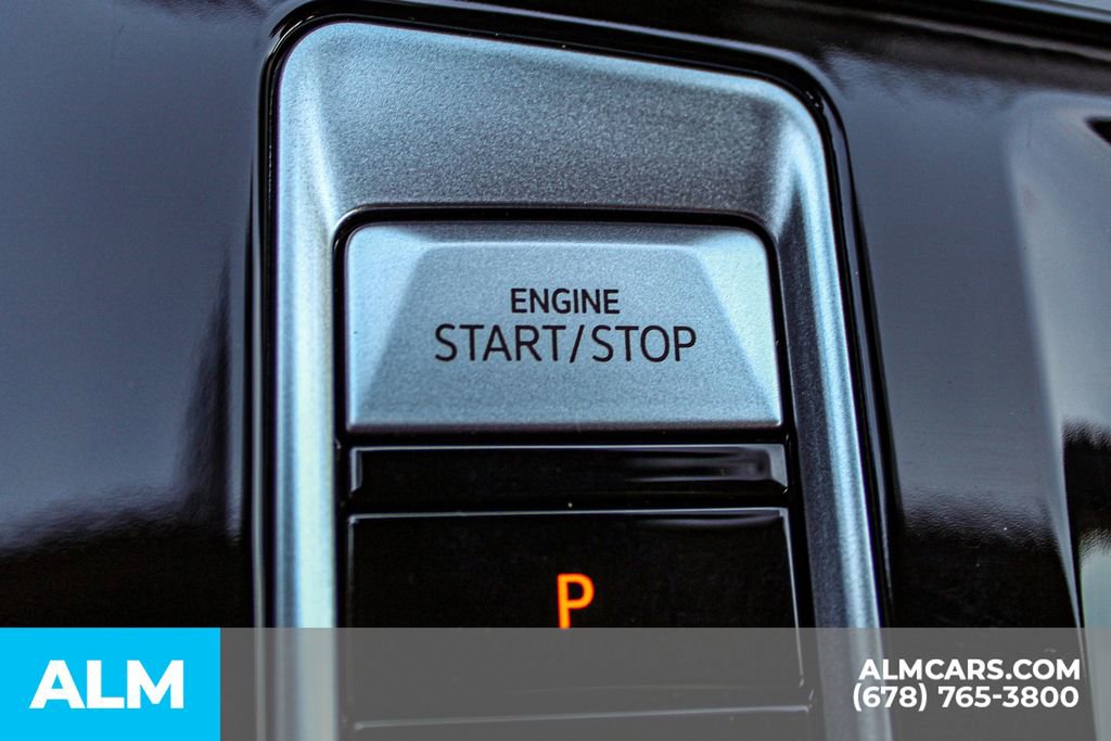 Used 2024 Volkswagen Atlas Cross Sport SE image 26