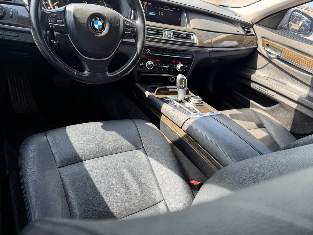 Used 2015 BMW 740i RWD image 28