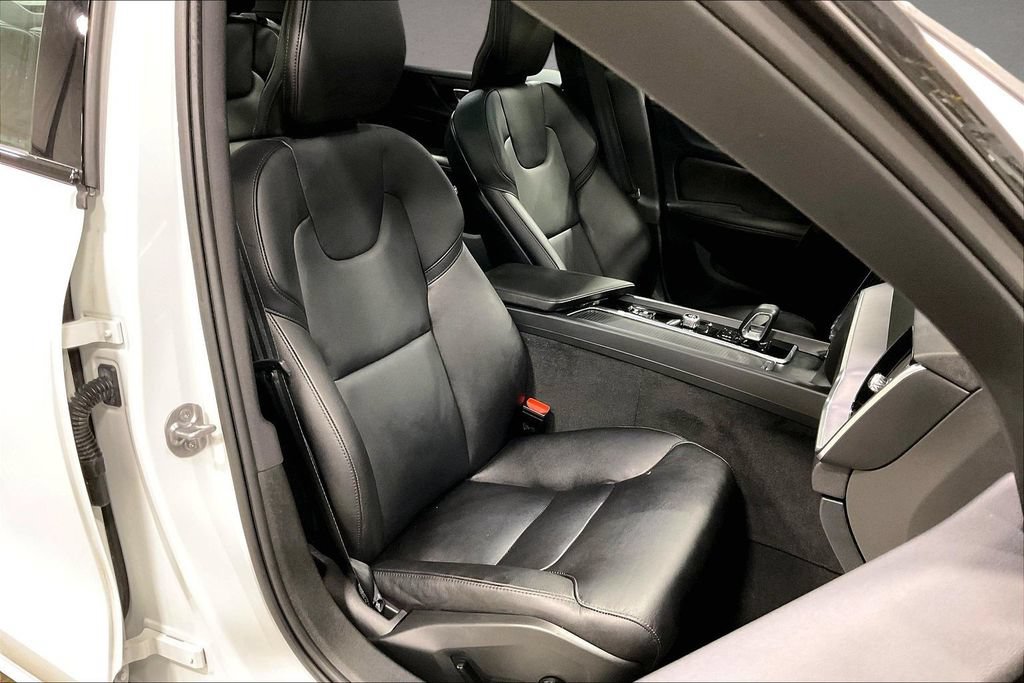 Used 2023 Volvo S60 B5 Plus w/ Climate Package AWD/4WD image 30