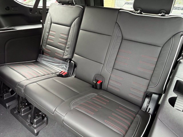 New 2027 GMC Yukon XL AT4 Ultimate w/ LPO, Floor Liner Package AWD/4WD image 5