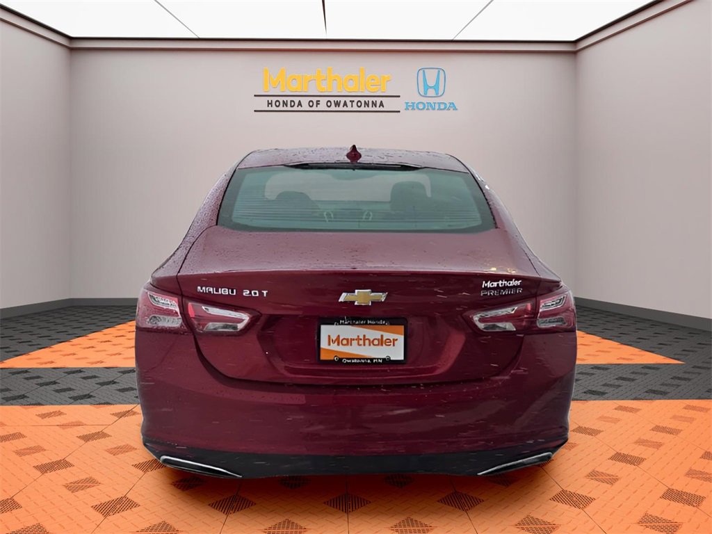 Used 2019 Chevrolet Malibu Premier w/ Sun and Wheel Package image 4